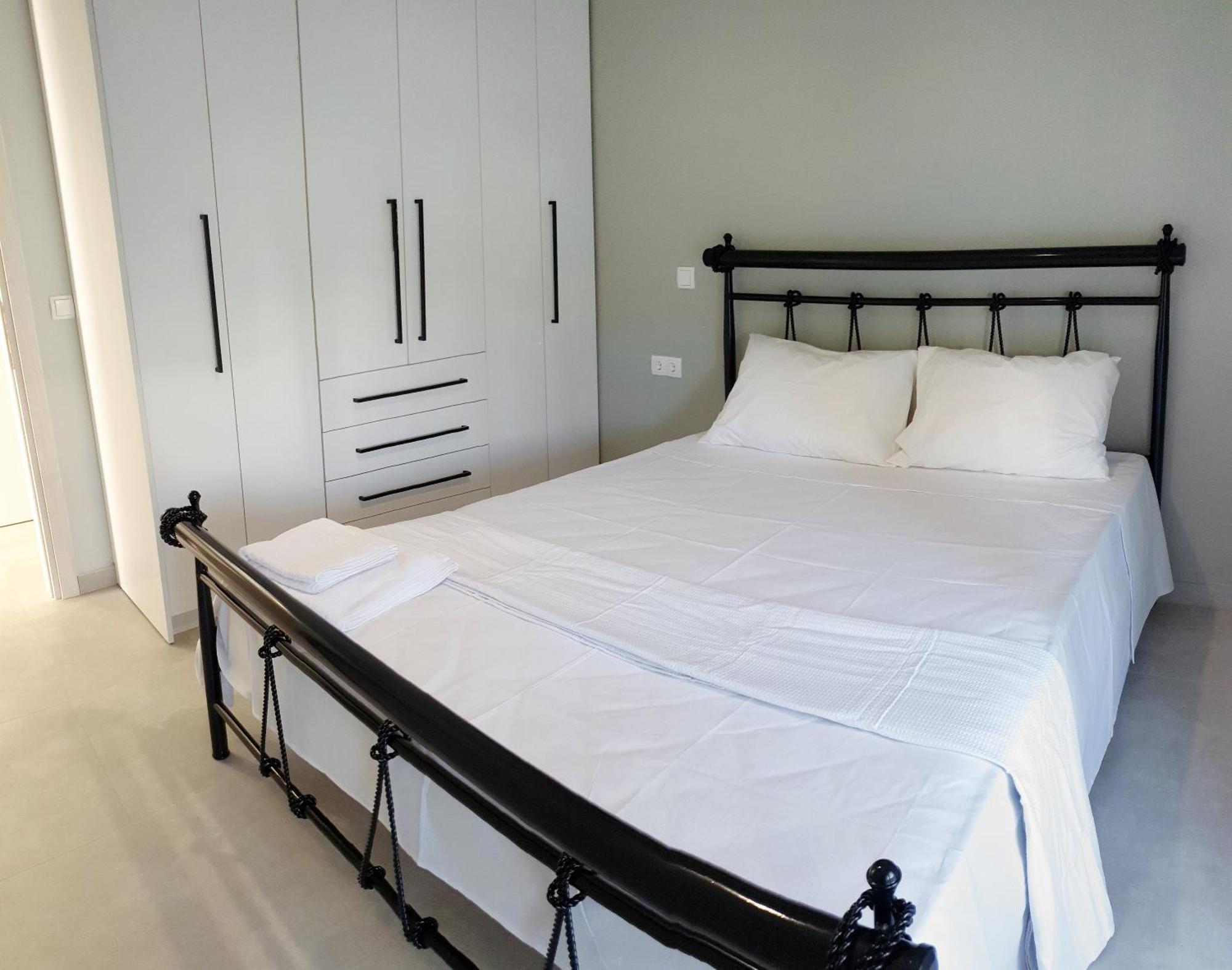 Almeta Suites Chios Town Phòng bức ảnh